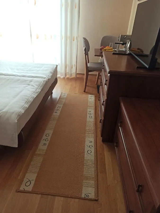Home Sweet Rental Tirana Rum i privatbostad