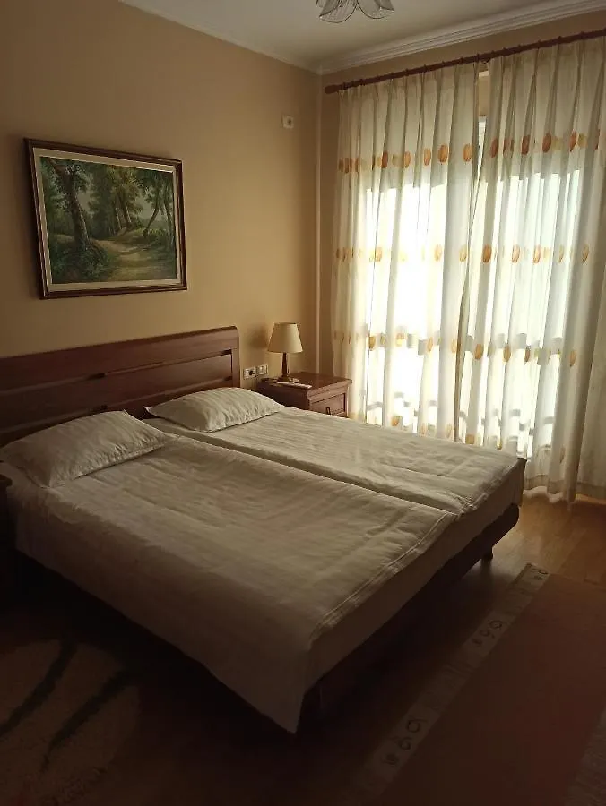 Rum i privatbostad Home Sweet Rental Tirana